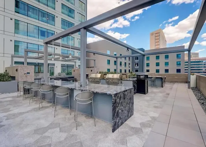 Boulevard Luxe Downtown Pool Gym & Garage * Phoenix
