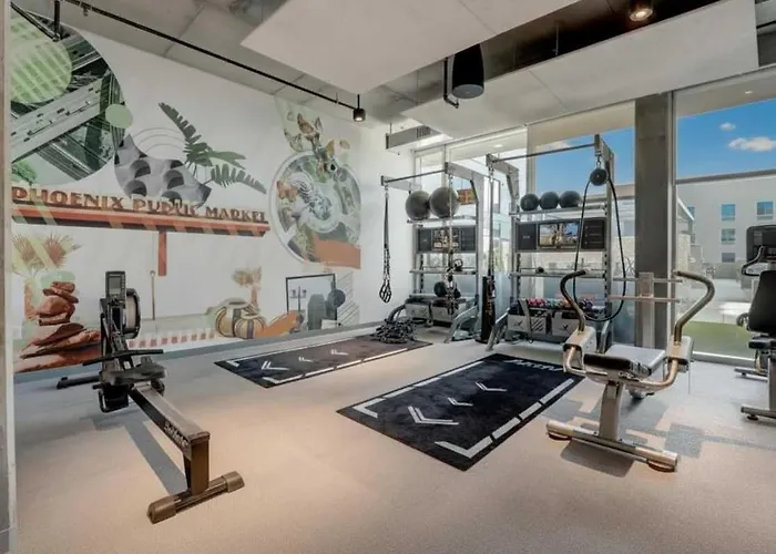 Boulevard Luxe Downtown Pool Gym & Garage Phoenix